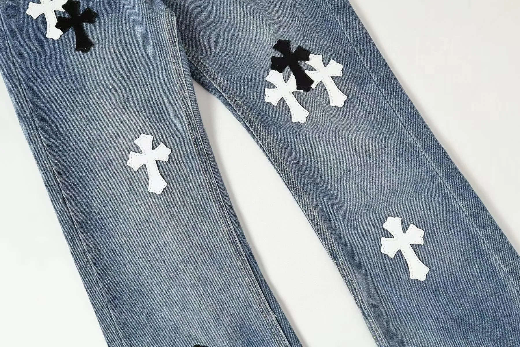 P270 Chrome Hearts/Chrome Hearts Classic Color Leather Cross Washed Color Fabric Unisex Denim Trousers Color: Picture Color Code Number: 28-36